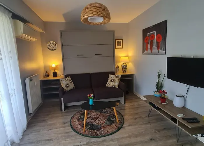 Golfe Juan Studio
